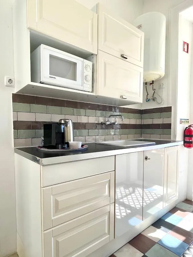 Central 2 Bedroom Apartment In Lisbon 0*,  Portugal