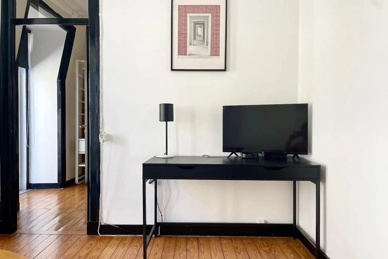Central 2 Bedroom Apartment In Lisbon 0*,  Portugal