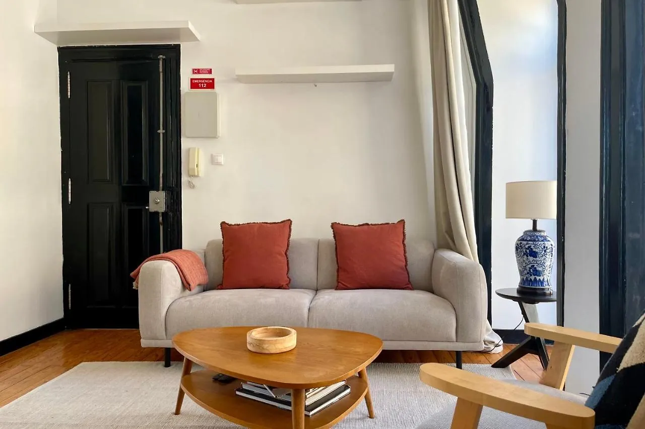 Central 2 Bedroom Apartment In Lisbon