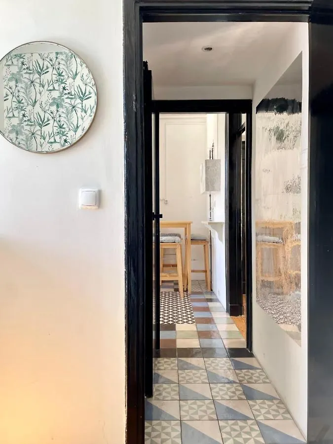 Central 2 Bedroom Apartment In Lisbon