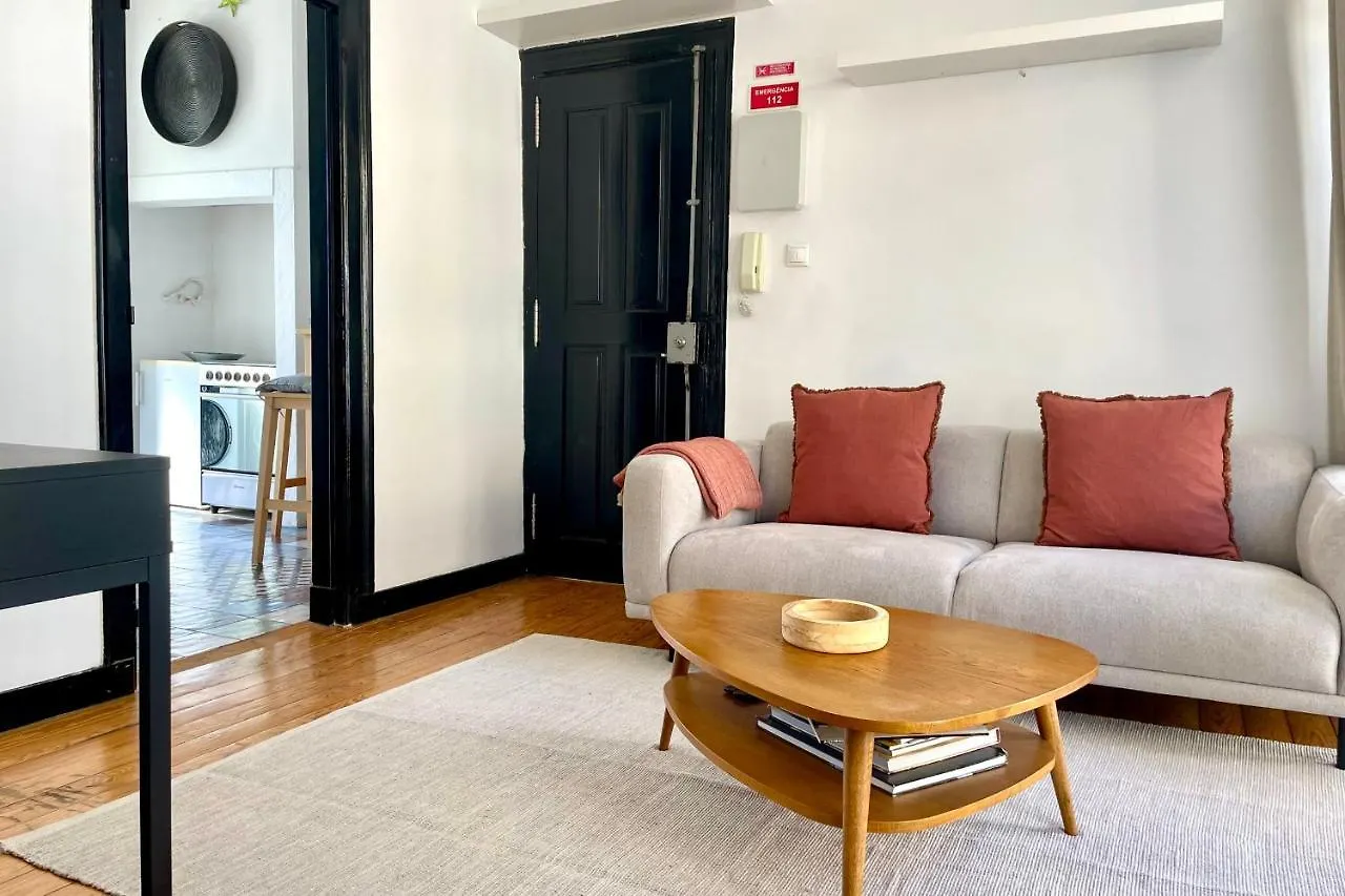Central 2 Bedroom Apartment In Lisbon