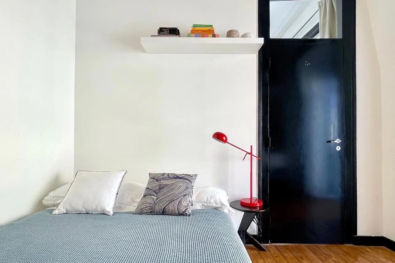 Central 2 Bedroom Apartment In Lisbon Portugal
